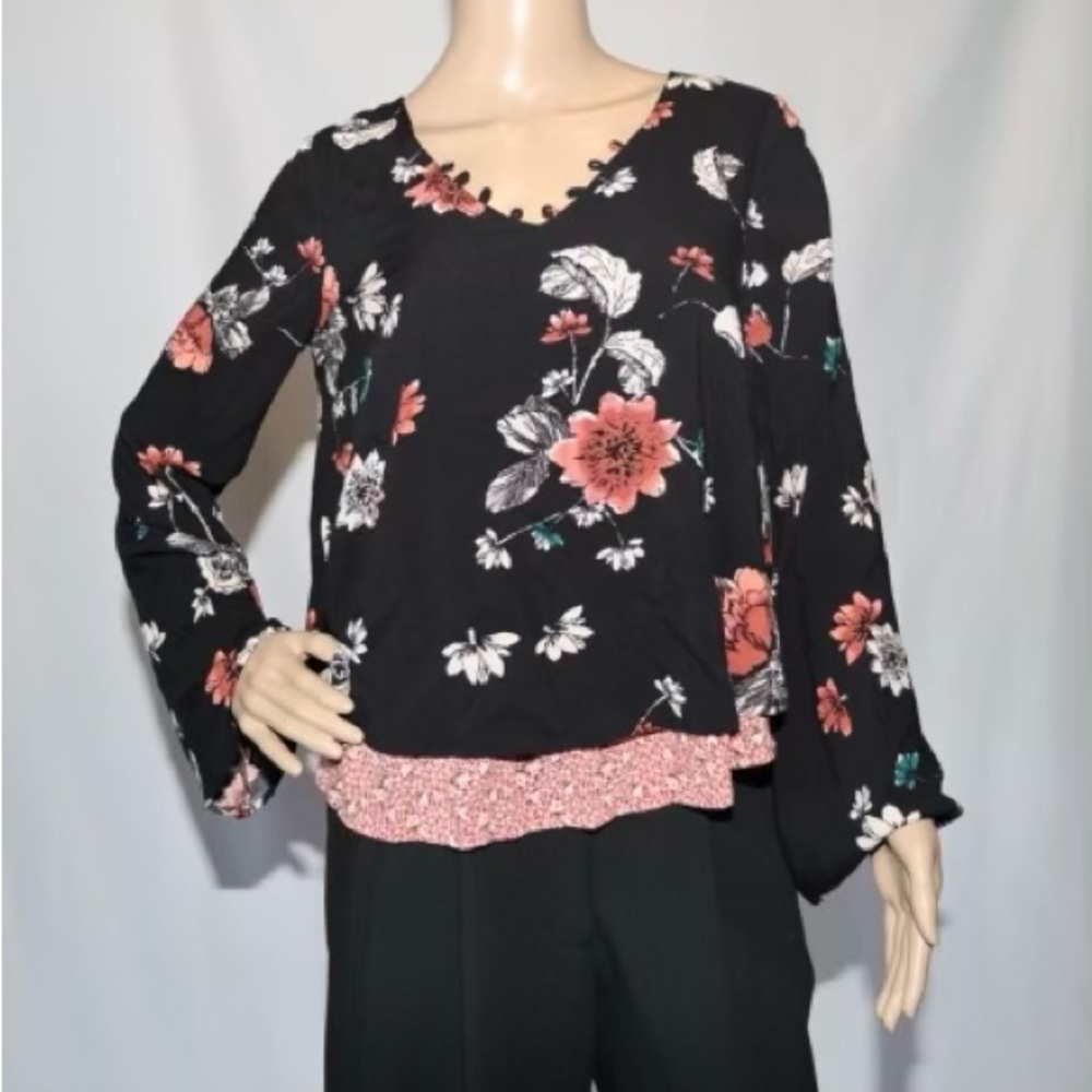 3/$15 Love Fire Black Floral Top Double V-Neck Layered Look Small